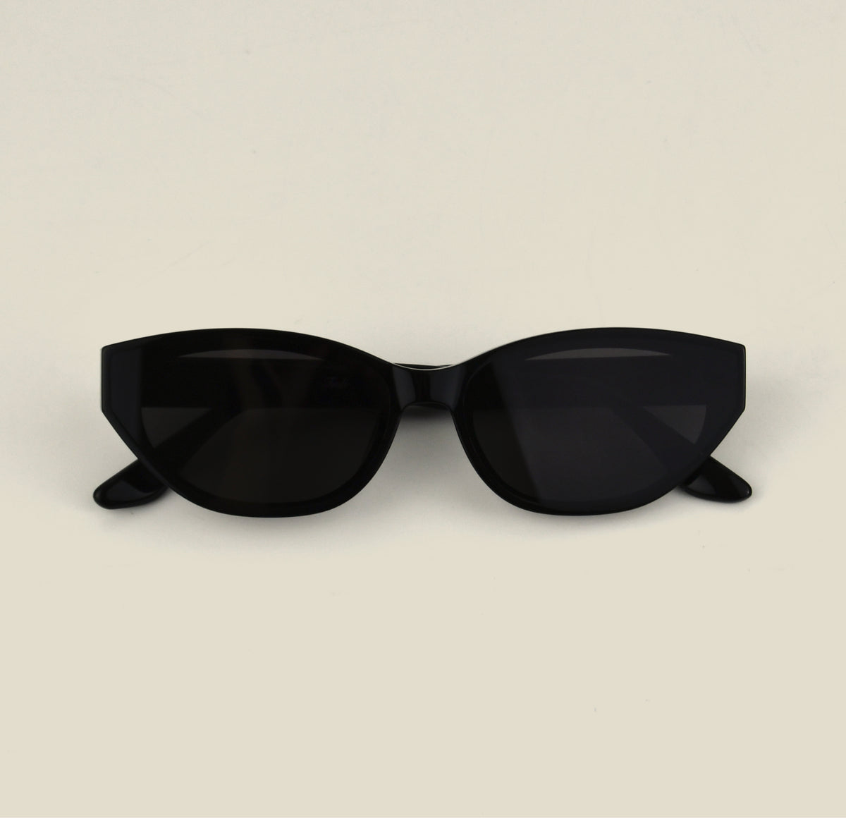 TUDI Lune Black eyewear, front view