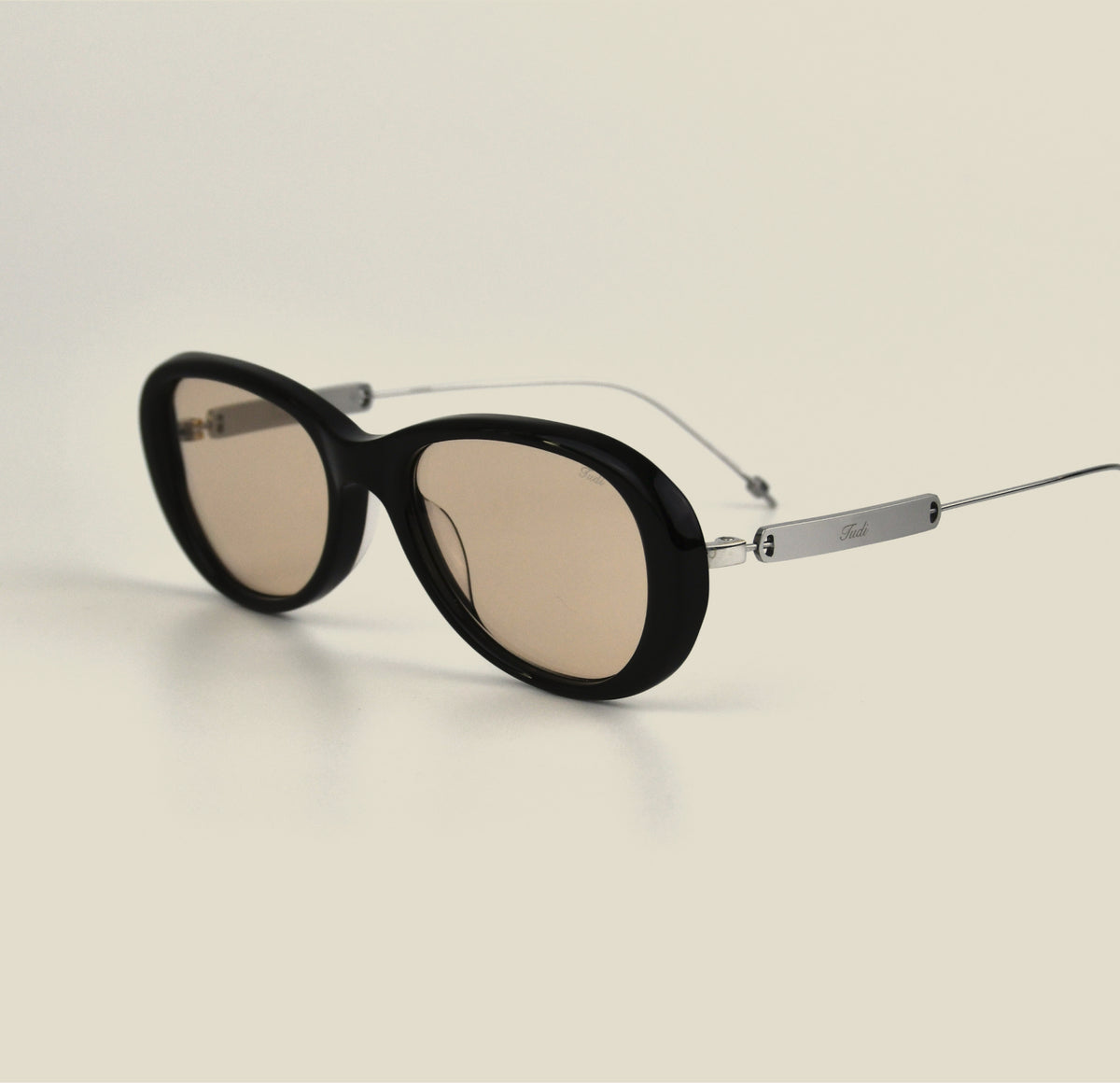 TUDI Nook Black with tinted lenses eyewear, three-quarter side view