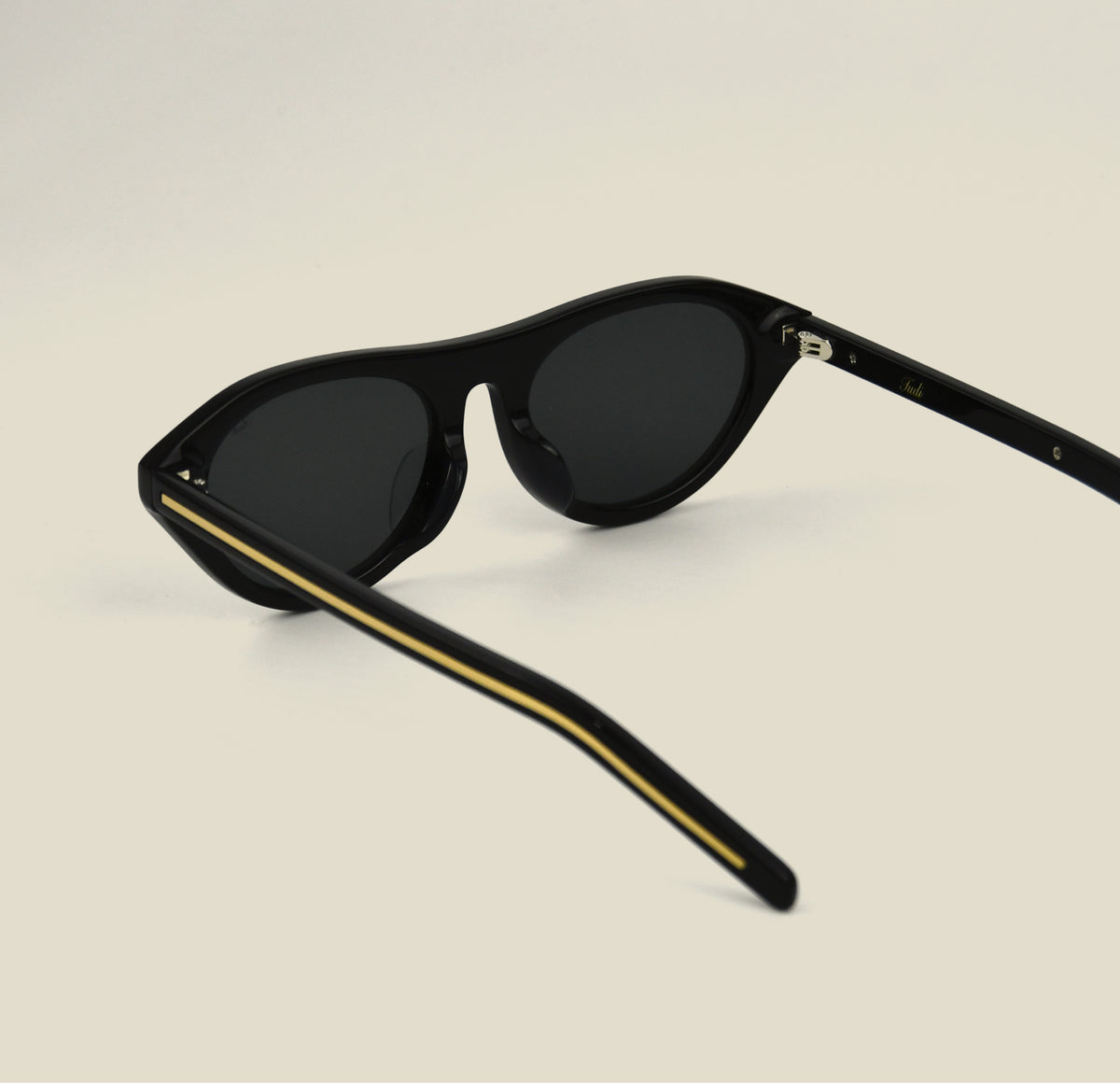 TUDI Rocky Black with dark lenses eyewear, rear view
