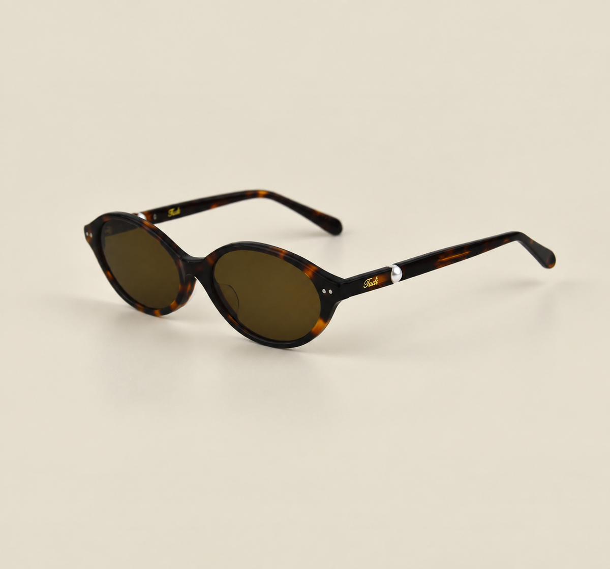 TUDI Ayla Havana eyewear, three-quarter view