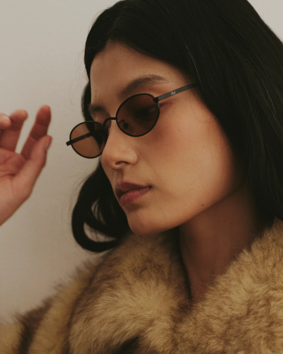TUDI Juless eyewear, lifestyle, black metal; amber lenses