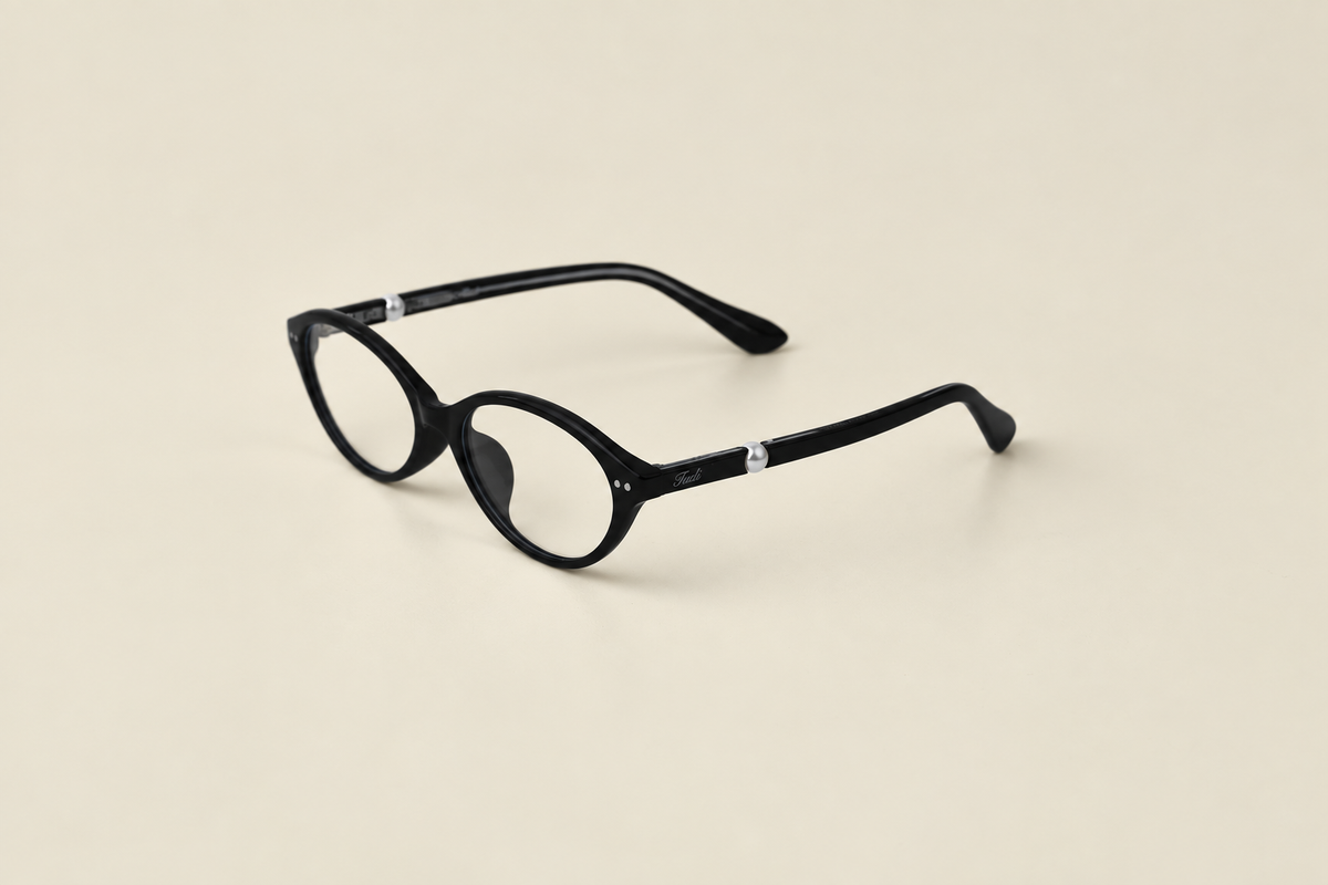 TUDI Mindy Black eyewear, three-quarter view